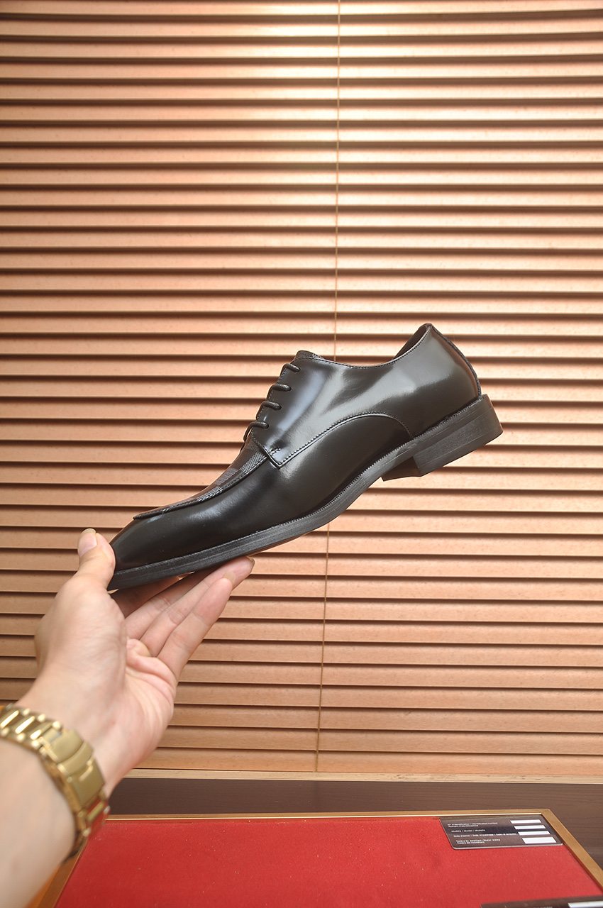 Louis Vuitton Checkerboard Lace-Up Dress Shoes — side