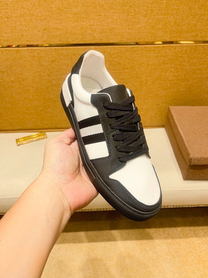 Black and White Stripe Low-Top Sneakers — front