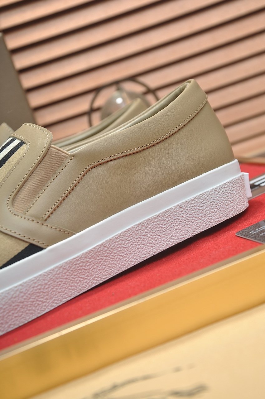 Burberry Beige Striped Slip-On Sneakers — detail