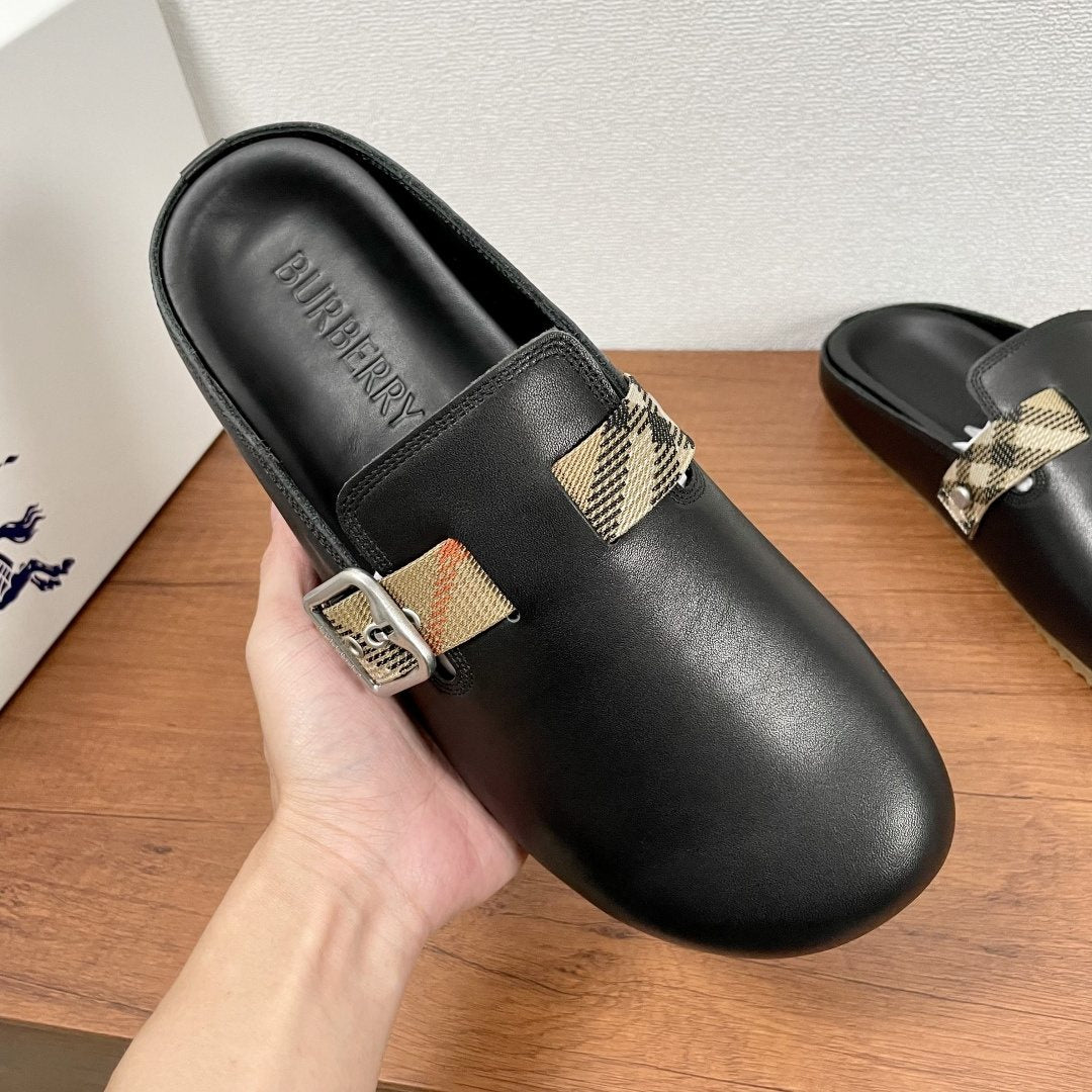 Burberry Black Check Buckle Slide Sandals — model