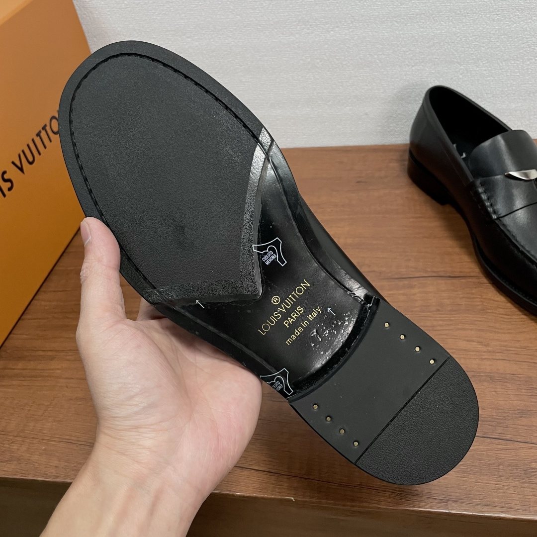 Louis Vuitton Major Black Loafers — detail