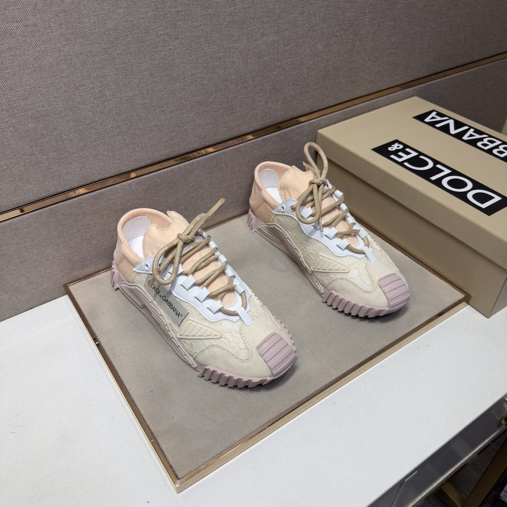 Dolce & Gabbana Cream Panel Low-Top Sneakers — hero