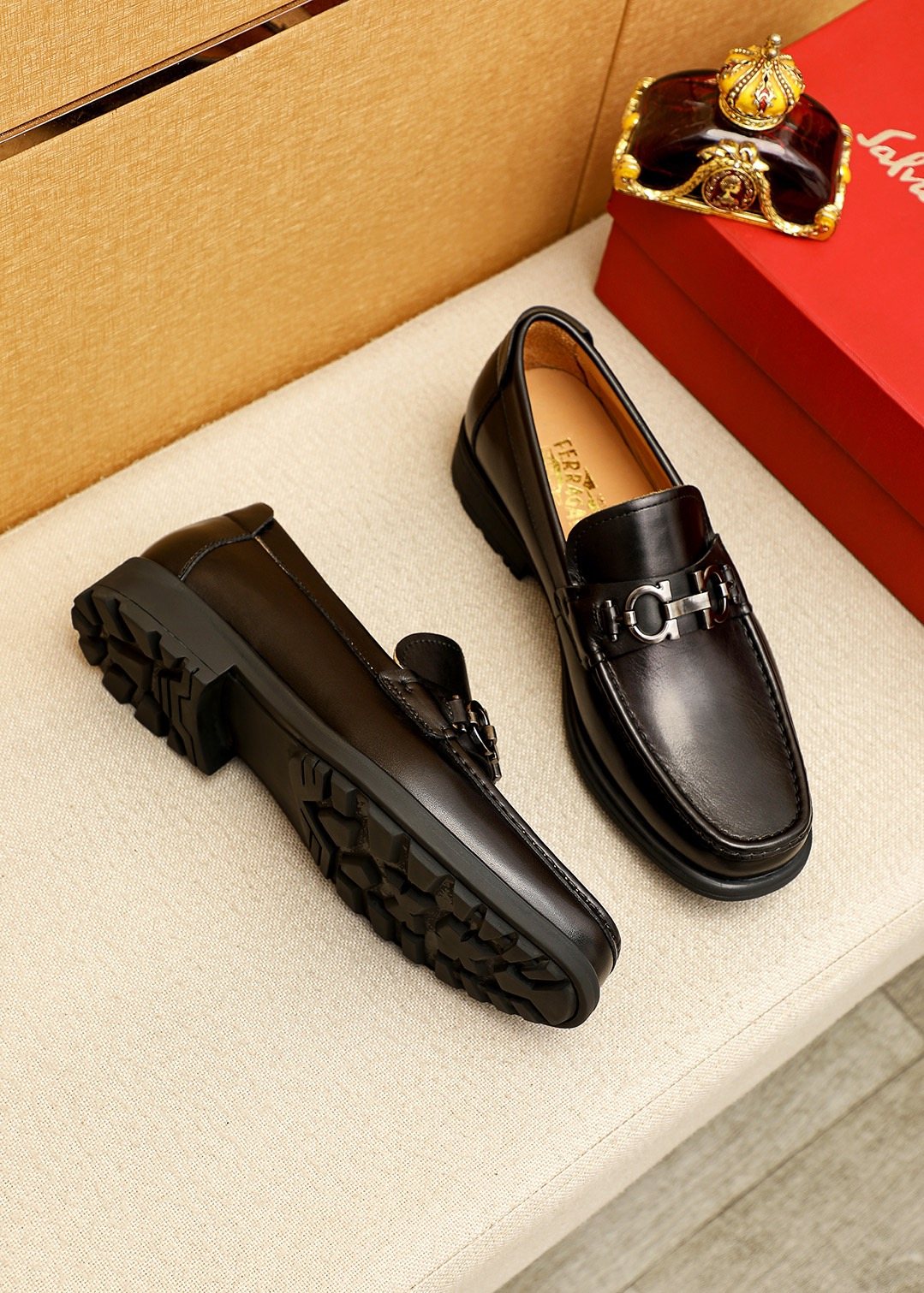Ferragamo Black Bit Loafers — front