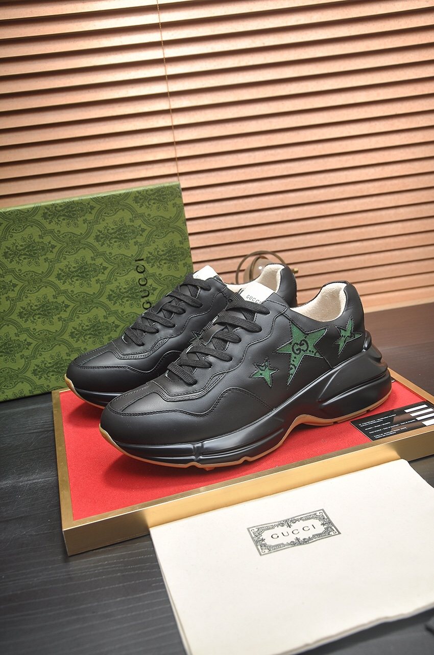GUCCI Black and Green Star Sneakers — side