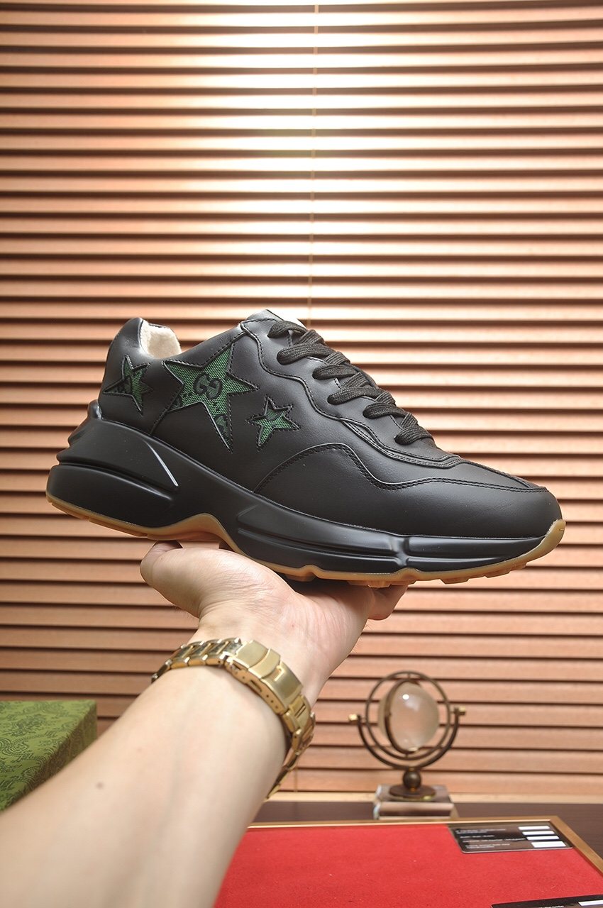 GUCCI Black and Green Star Sneakers — side