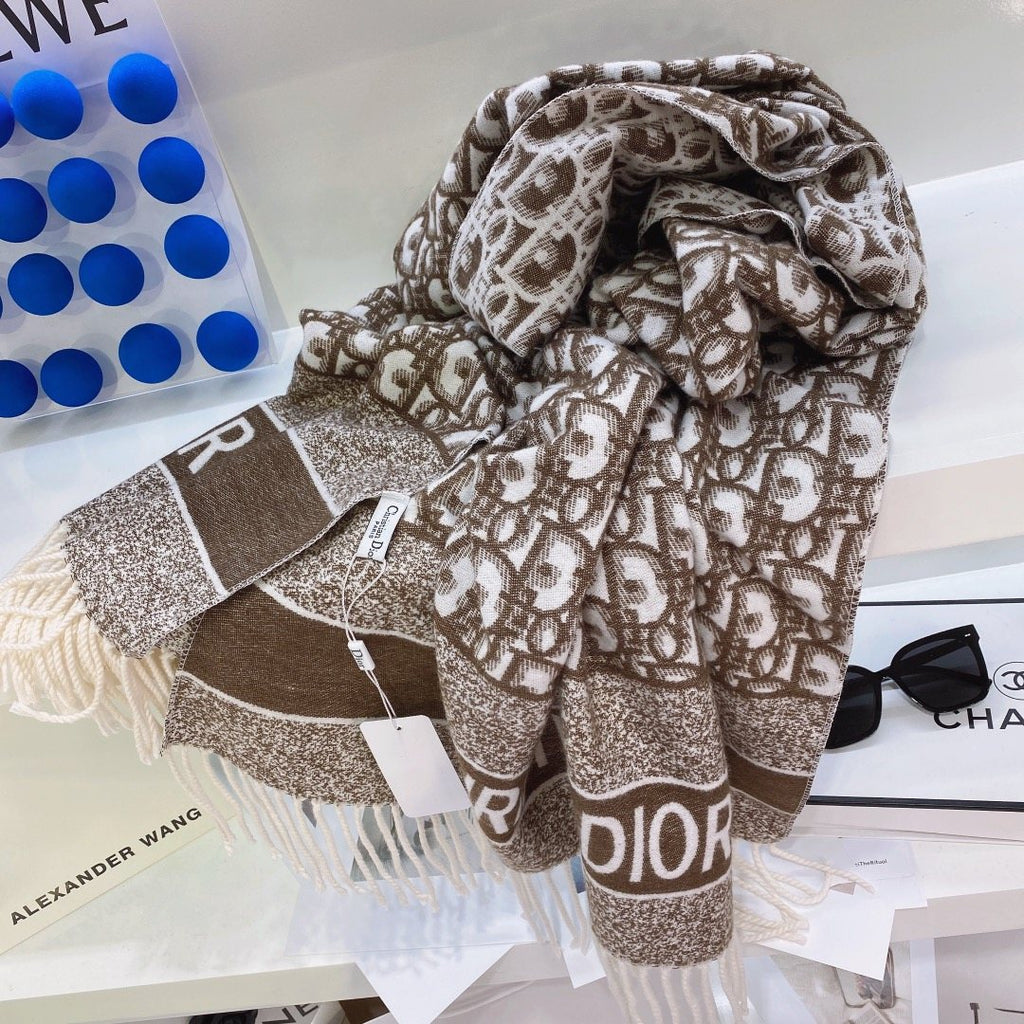 Dior Brown & Ivory Fringed Scarf — detail