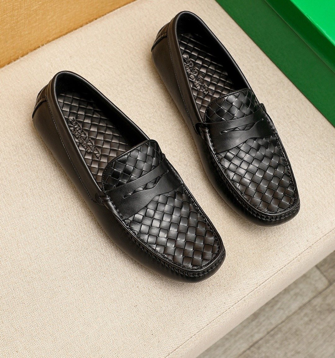 Bottega Veneta Black Woven Leather Loafers — hero