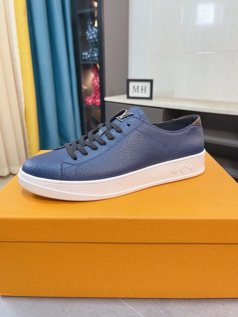 Louis Vuitton Textured Low-Top Sneakers — side