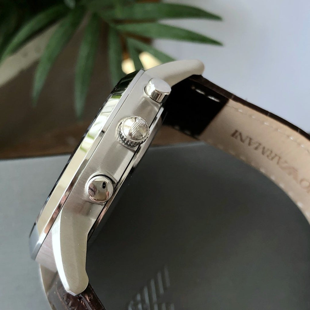 EMPORIO ARMANI Brown Silver Strap Watch — side