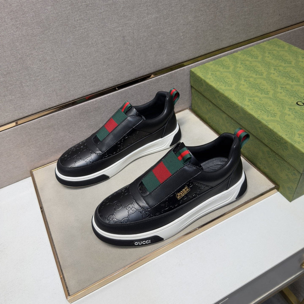Gucci Green and Red Stripe Low-Top Sneakers — side