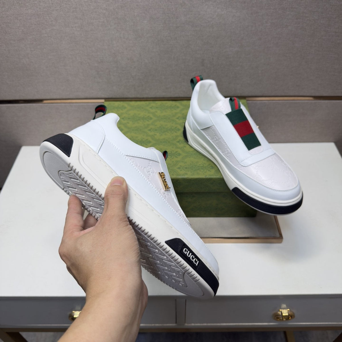 Gucci Green and Red Stripe Low-Top Sneakers — side