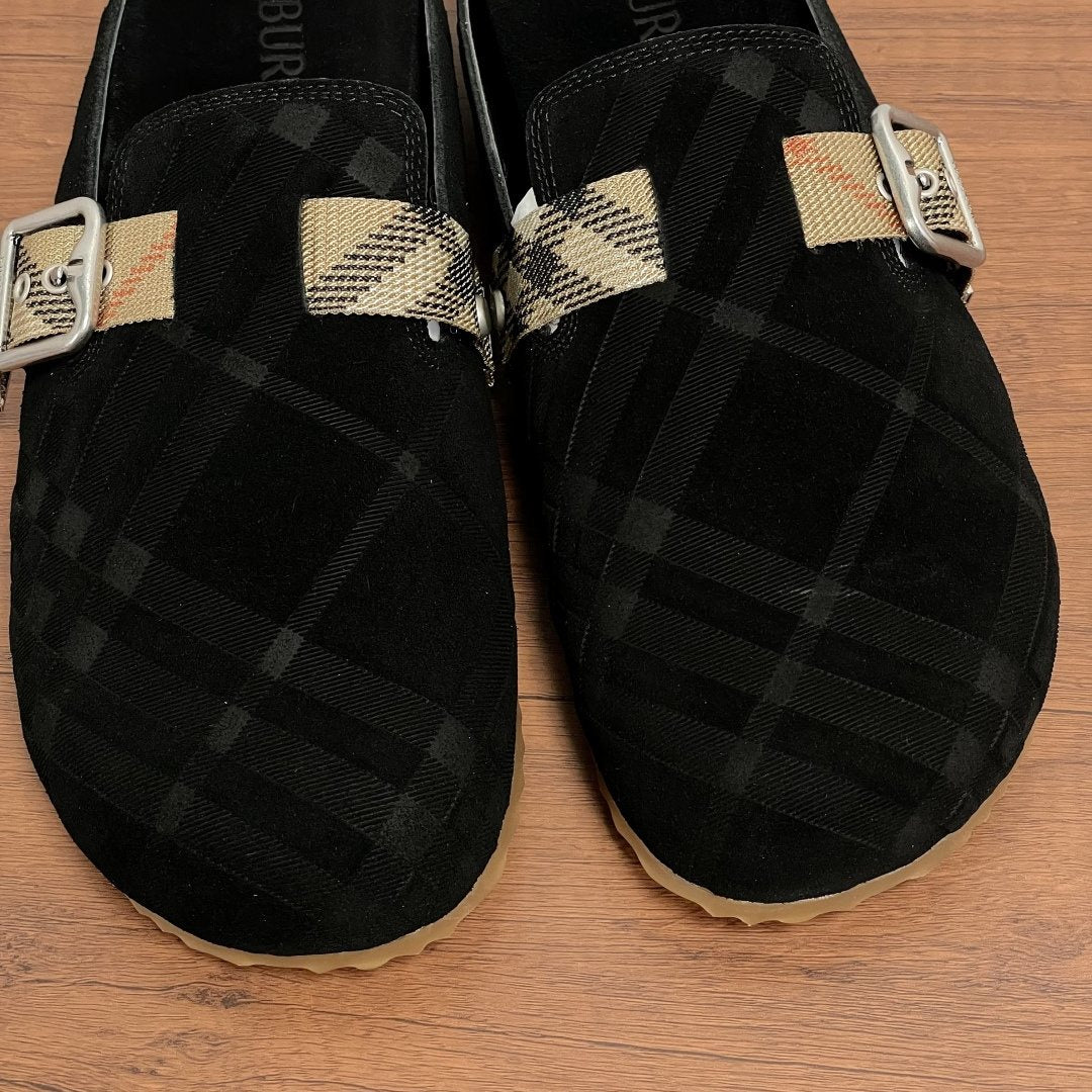Burberry Men's Patterned Slip-On Sandals — front