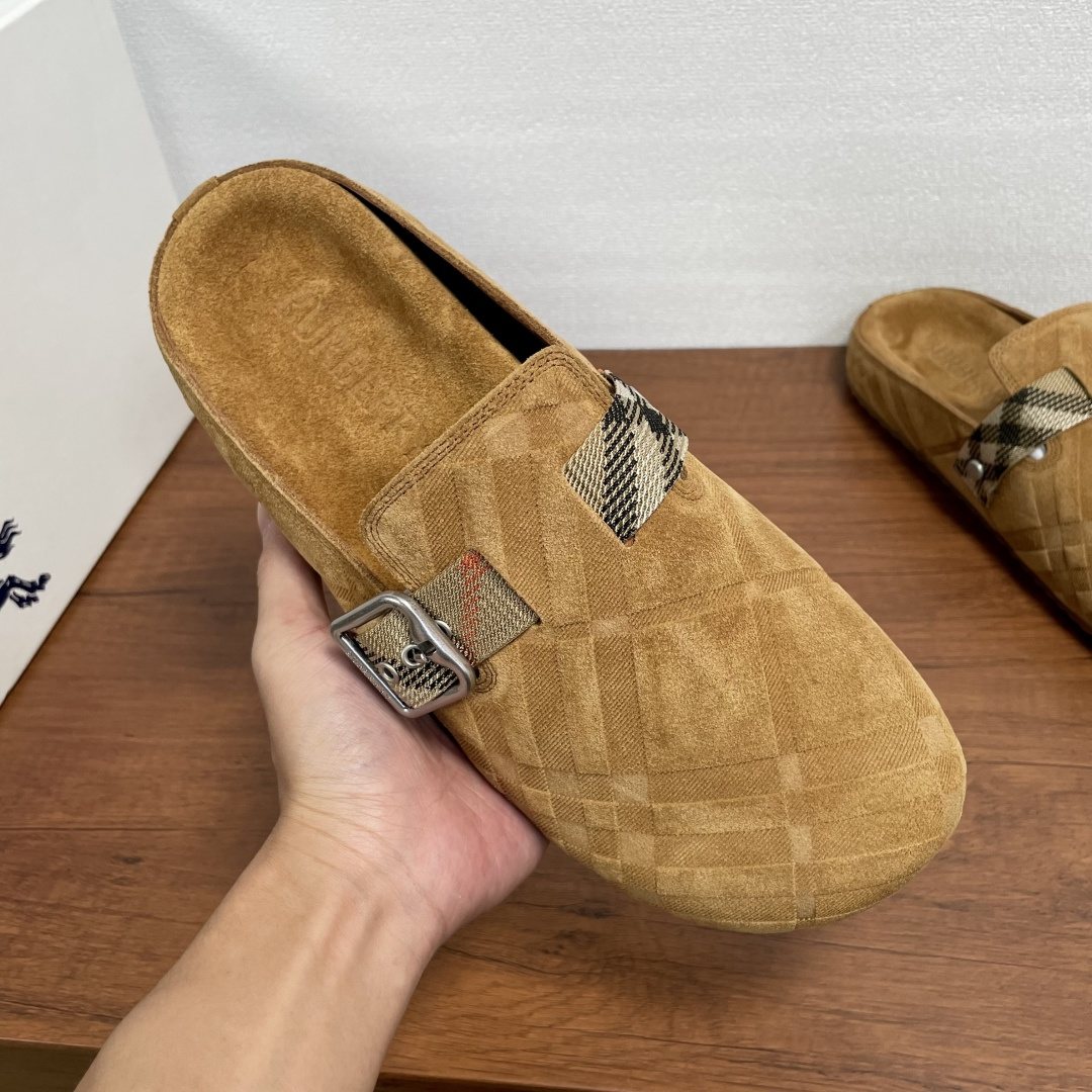 Burberry Men's Patterned Slip-On Sandals — front
