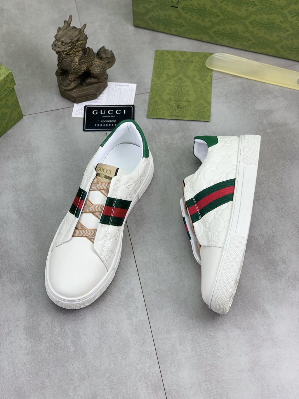 Gucci White Stripe Low-Top Sneakers — front
