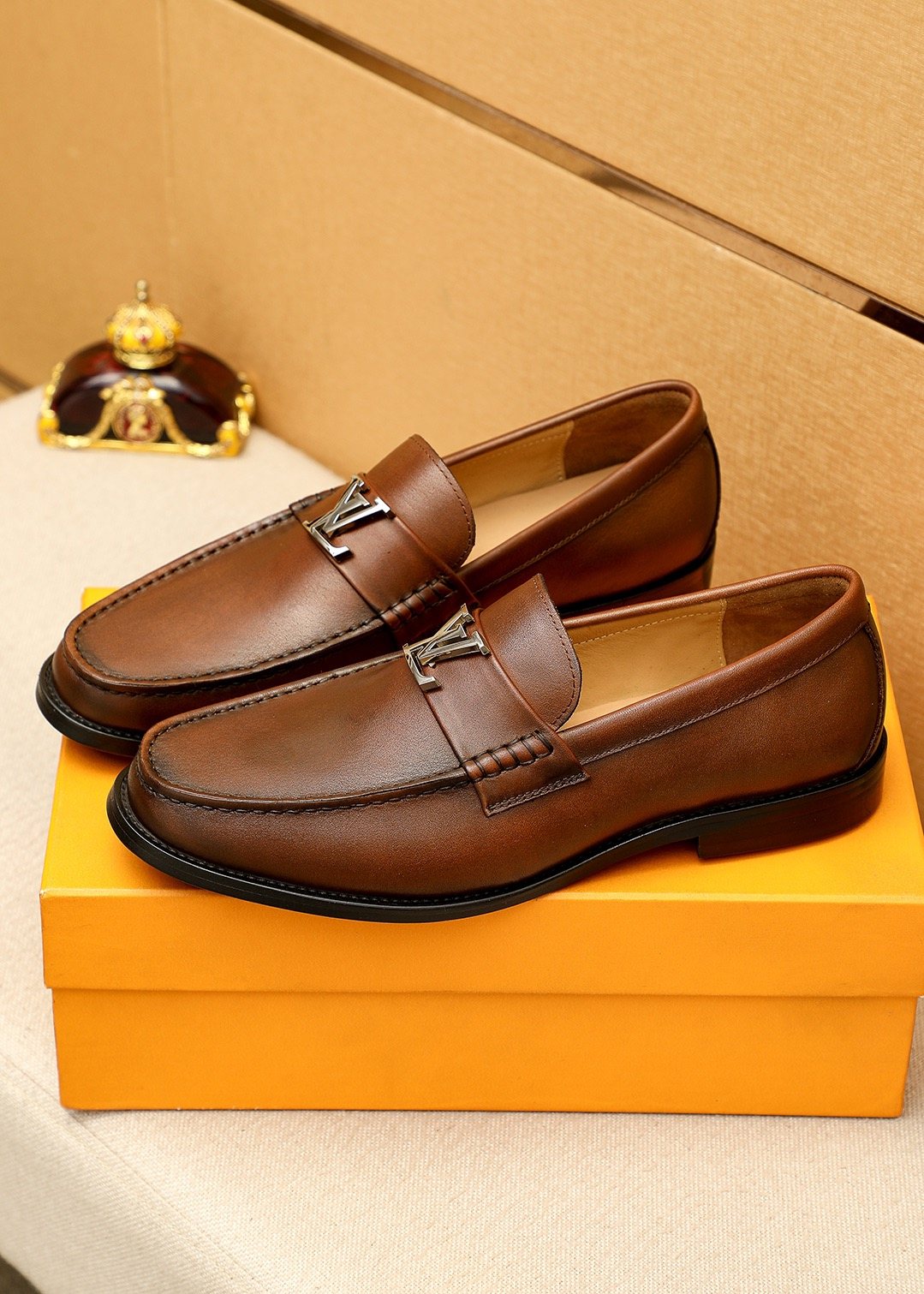 Louis Vuitton Leather Hardware Loafers — side