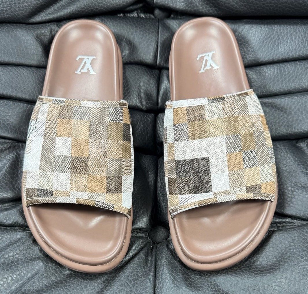 Louis Vuitton Checkered Slide Sandals — hero