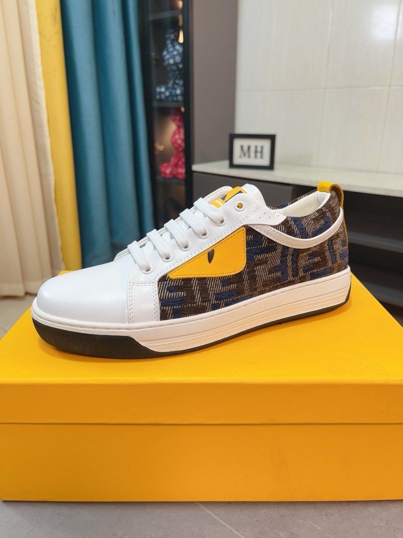 FENDI Patterned Panel Low-Top Sneakers — side