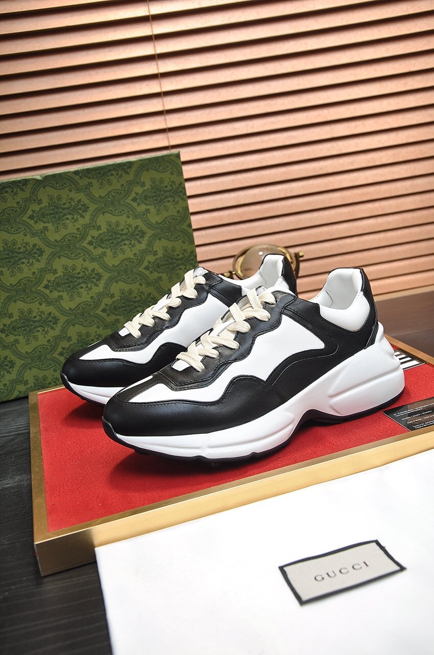 Gucci Chunky Low-Top Sneakers — front