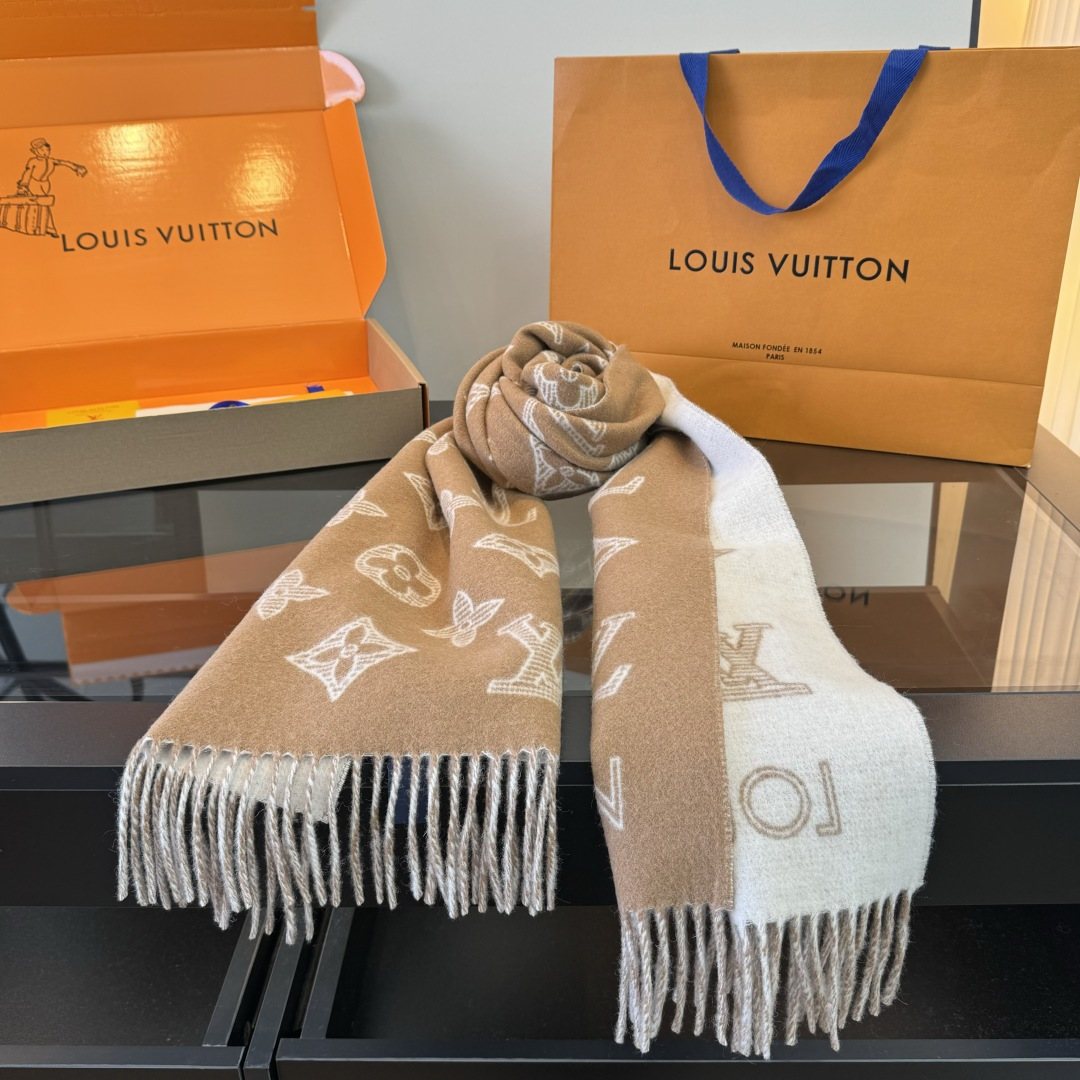 Louis Vuitton Reversible Fringed Scarf — side