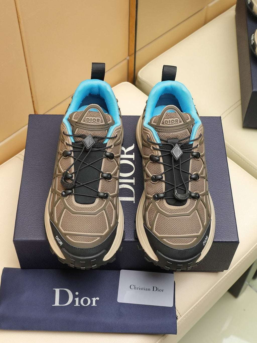 Dior B31 Runner White and Light Gray Sneakers — front