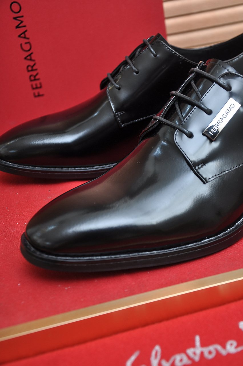 Salvatore Ferragamo Leather Lace-Up Dress Shoes — detail