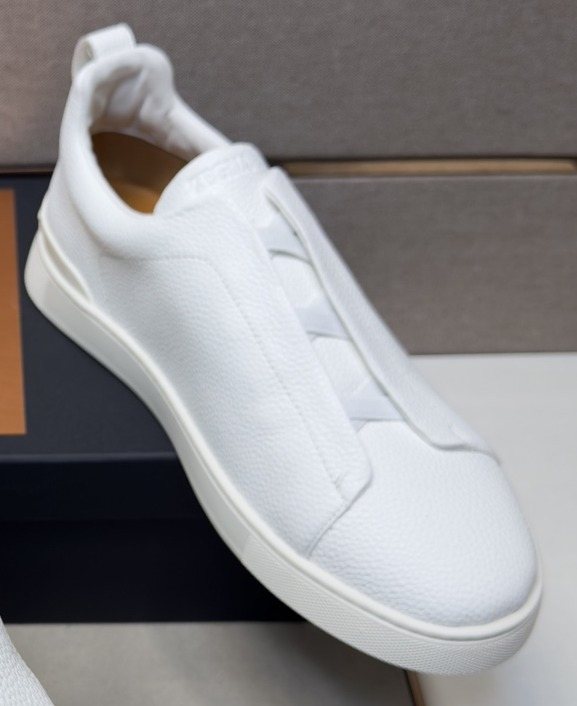 ZEGNA Textured Low-Top Sneakers — front