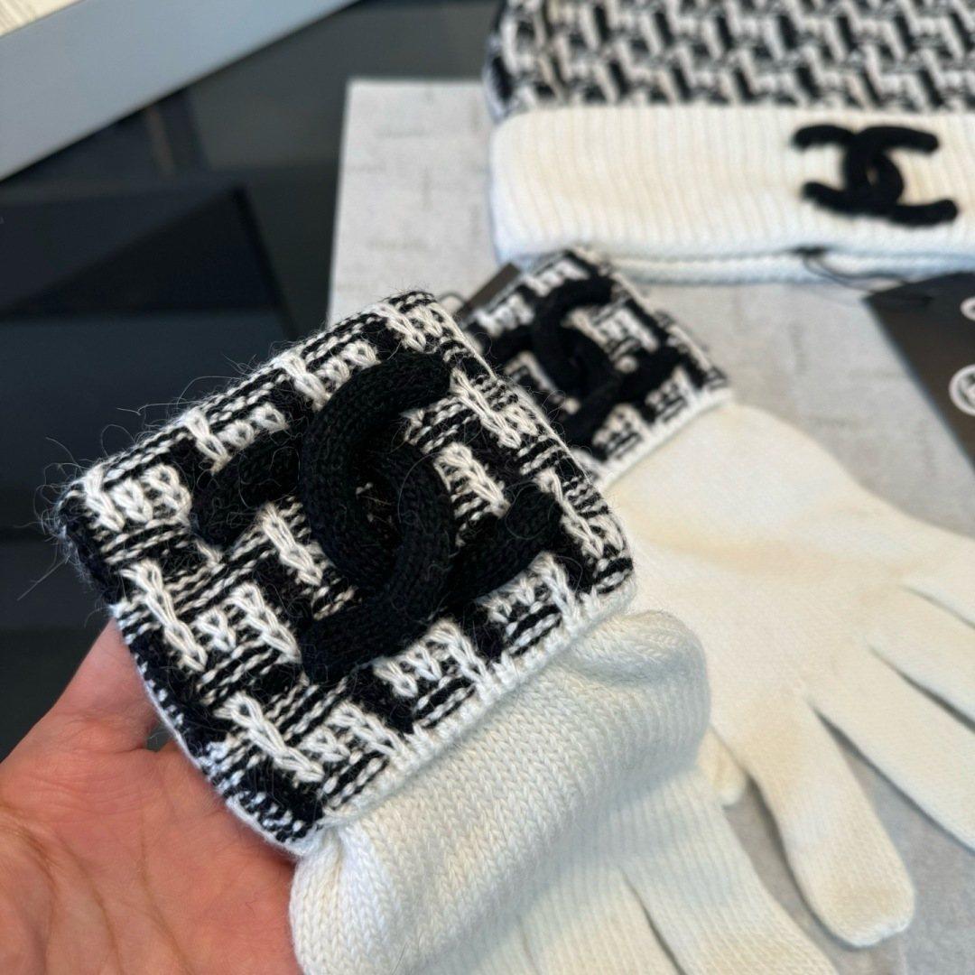 Chanel Logo Knit Hat, Scarf & Gloves Set — detail