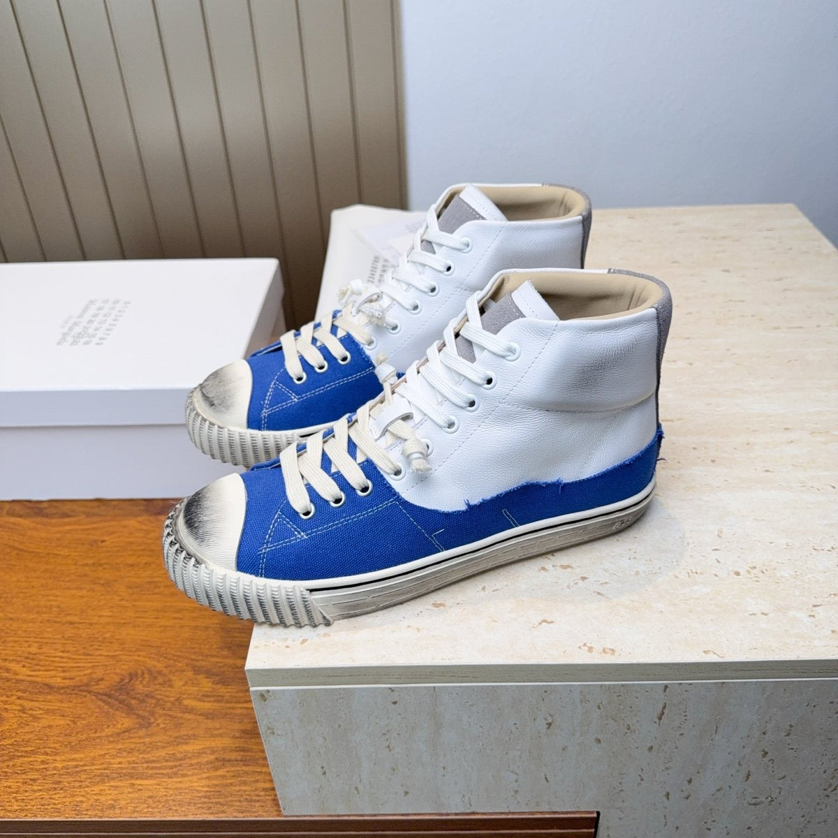 Maison Margiela High-Top Sneakers — hero
