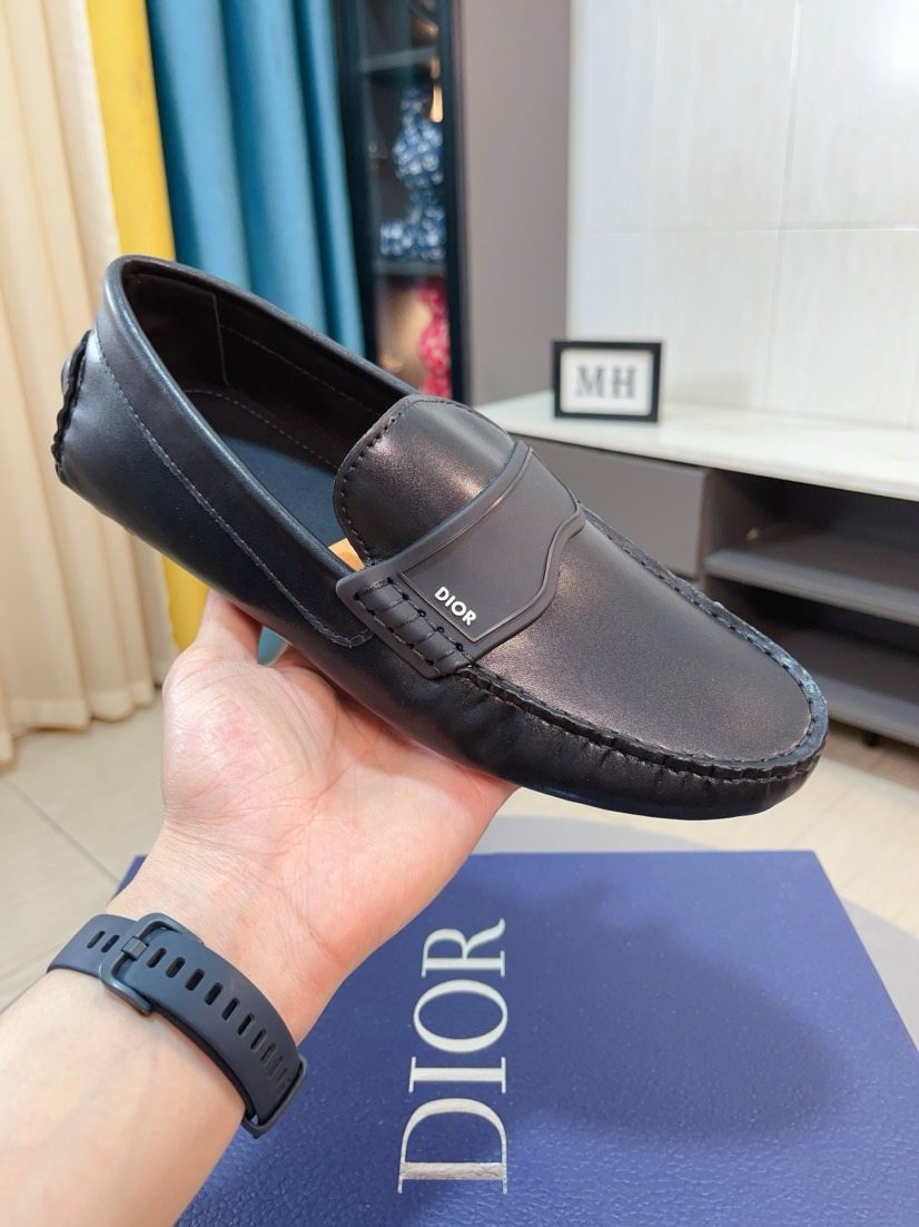 Dior Moc-Toe Logo Plaque Loafers — side