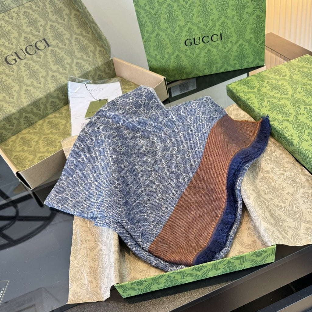 Gucci Blue-Gray Fringed Pattern Scarf — front