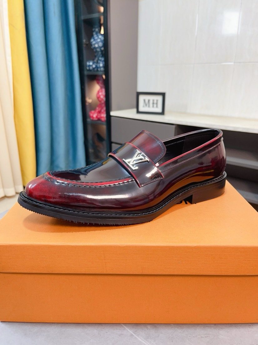 Louis Vuitton Textured Hardware Loafers — side