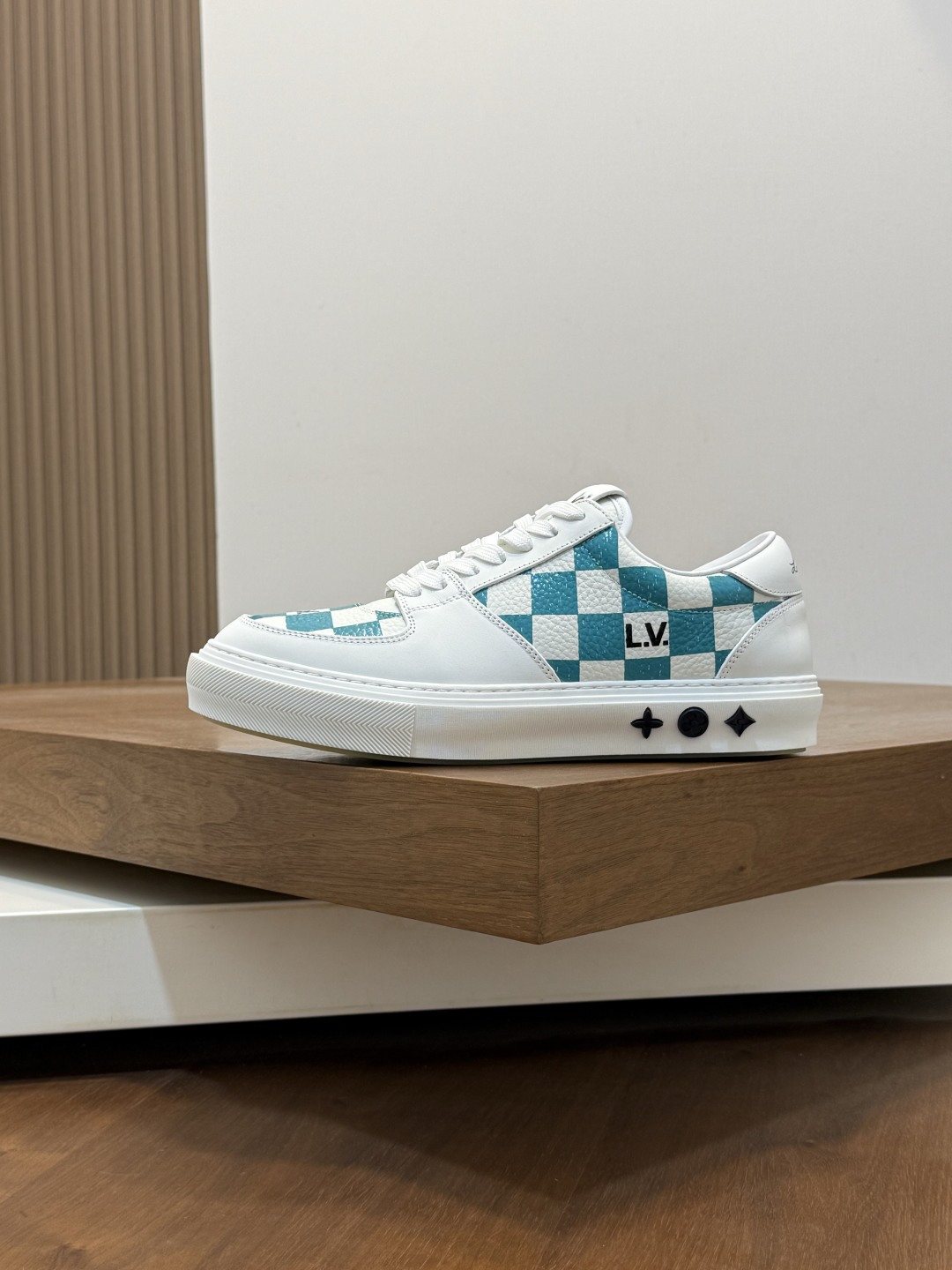 Louis Vuitton Checkerboard Low-Top Sneakers — side