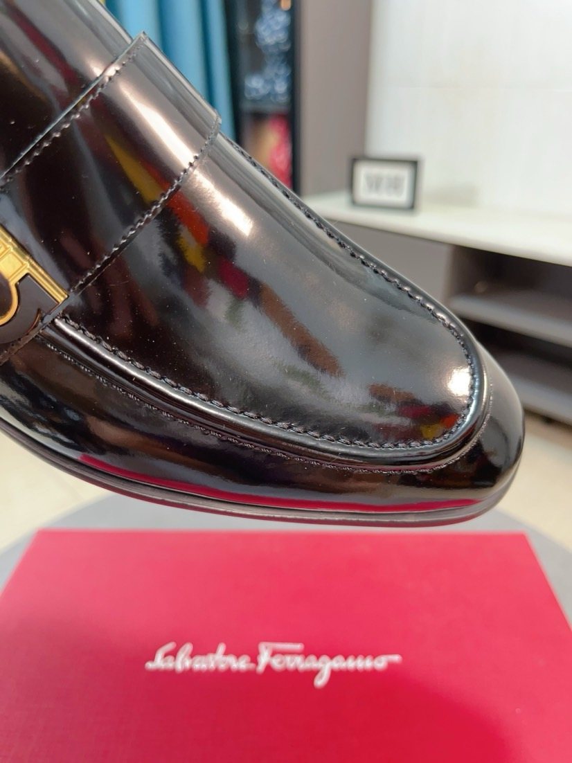 Salvatore Ferragamo Glossy Metal Ornament Loafers — detail