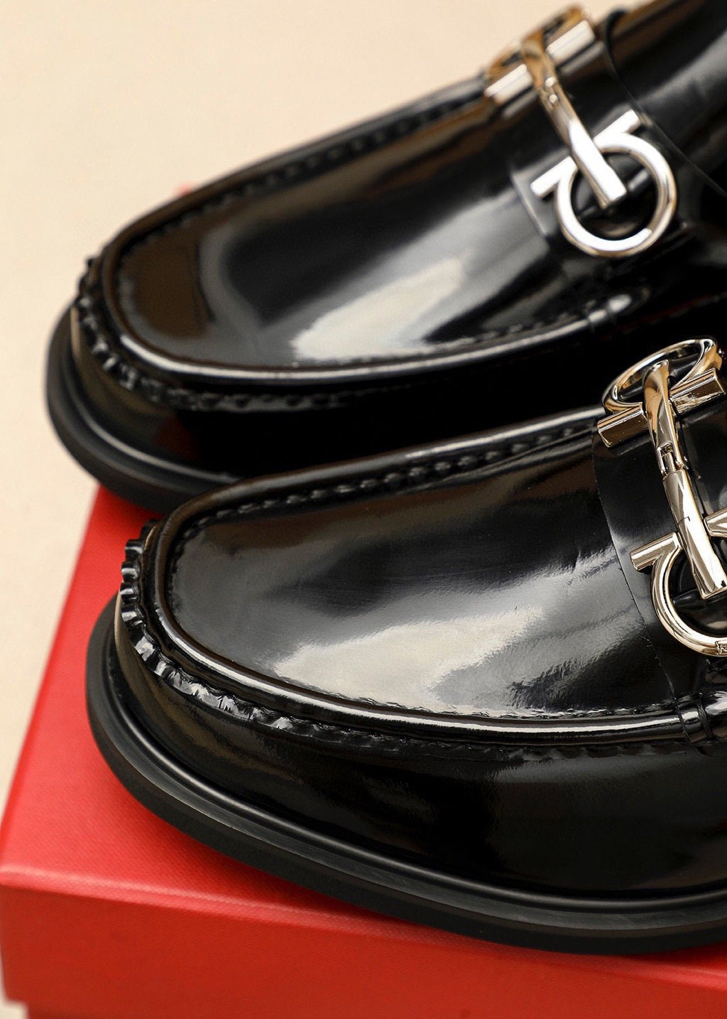 Ferragamo Black Metal-Hardware Loafers — detail