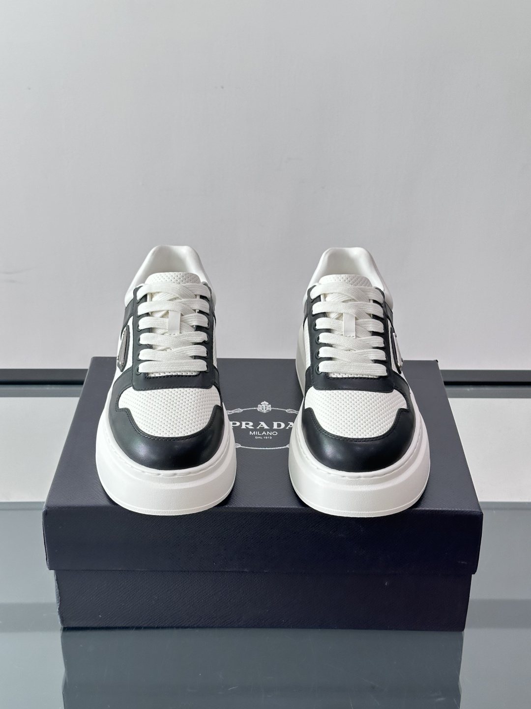 Prada Triangle Detail Low-Top Sneakers — front