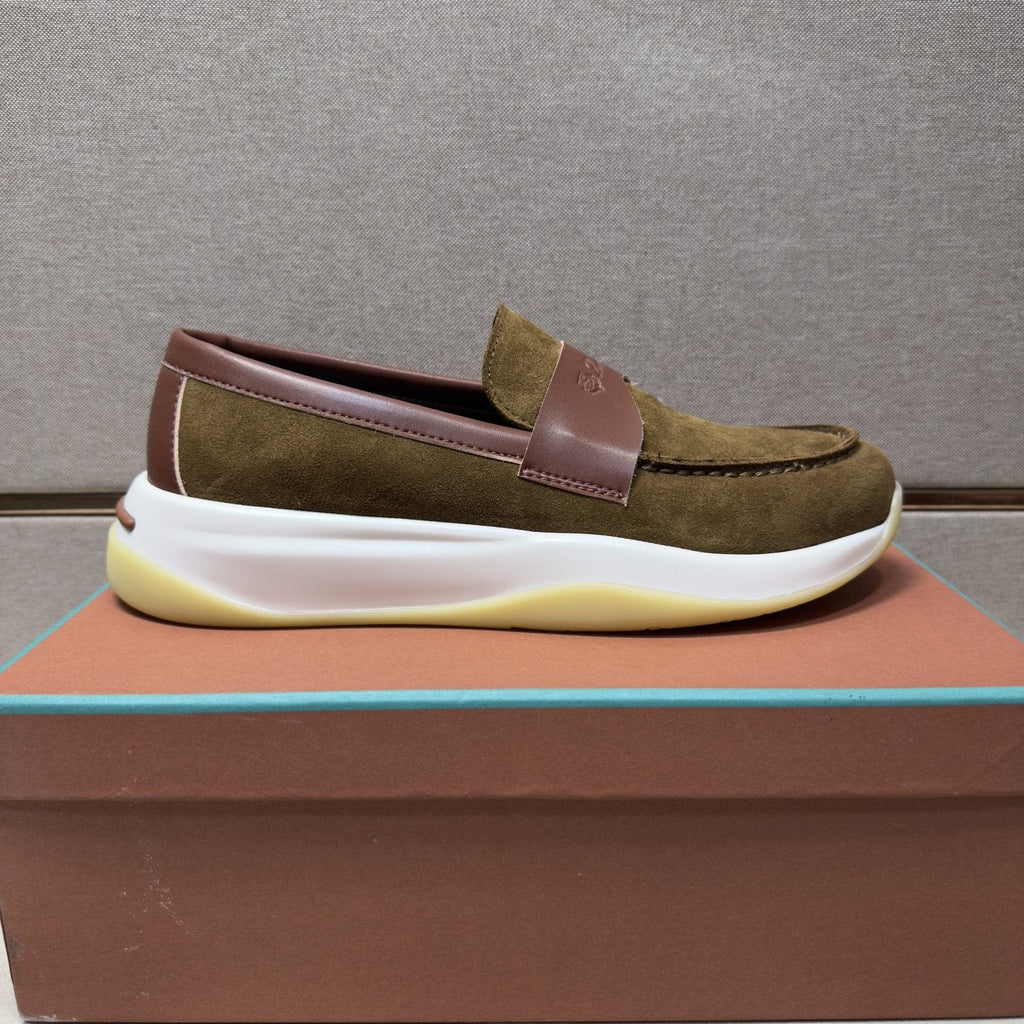 Men’s Apron Toe Slip-On Loafers — side