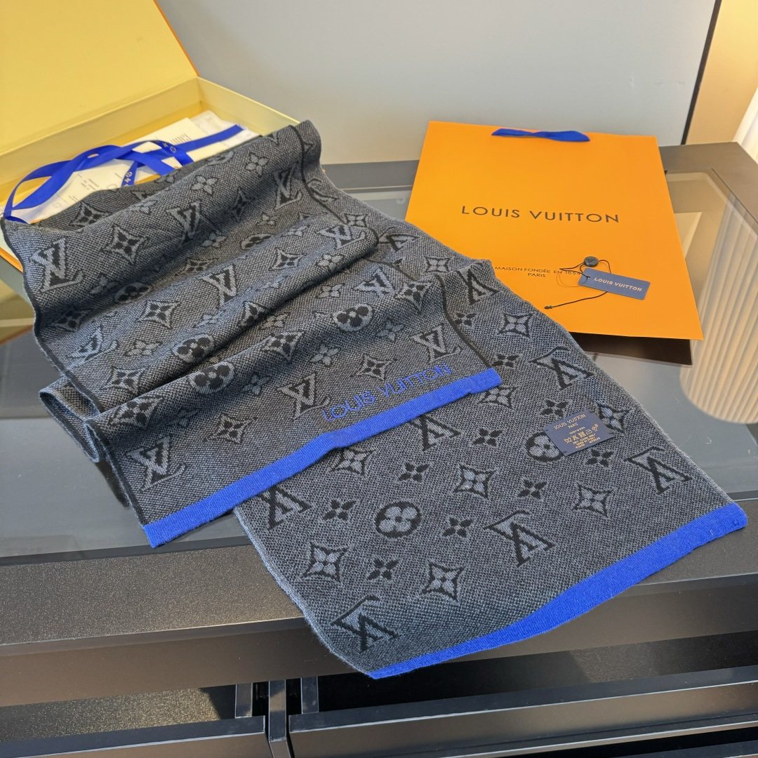 Louis Vuitton Gray Trim Knit Scarf — front