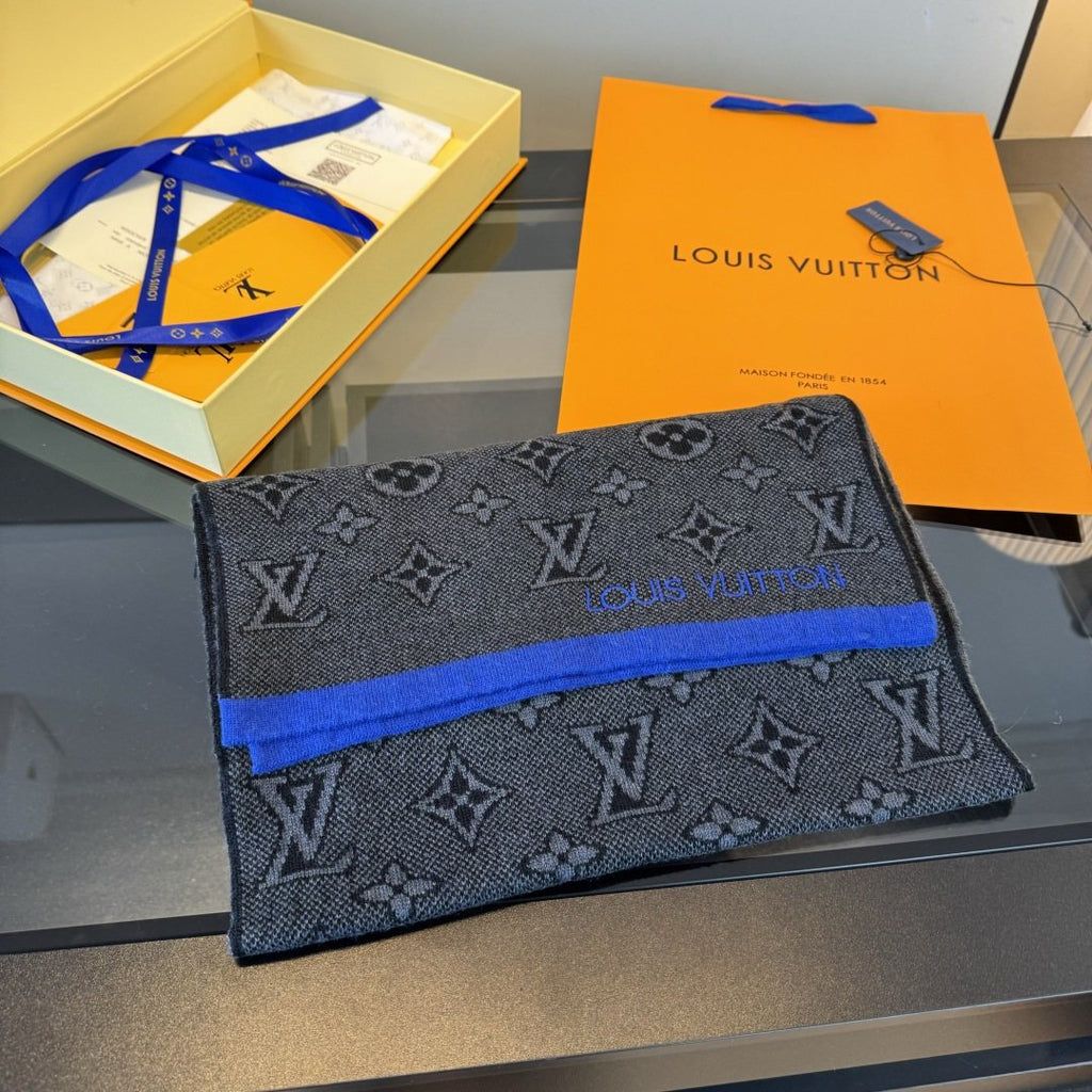 Louis Vuitton Gray Knit Scarf with Contrast Trim — front