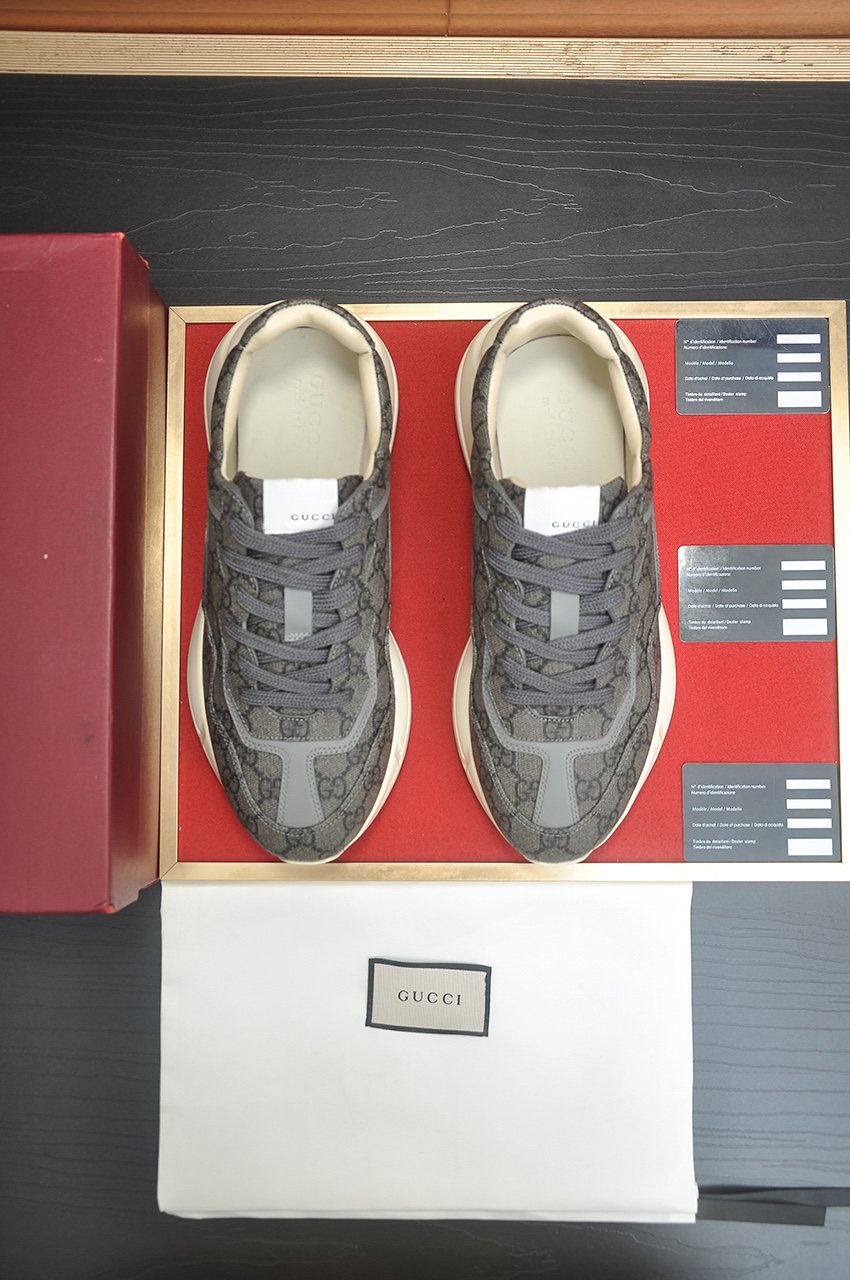 Gucci Tonal Pattern Chunky Low-Top Sneakers — front