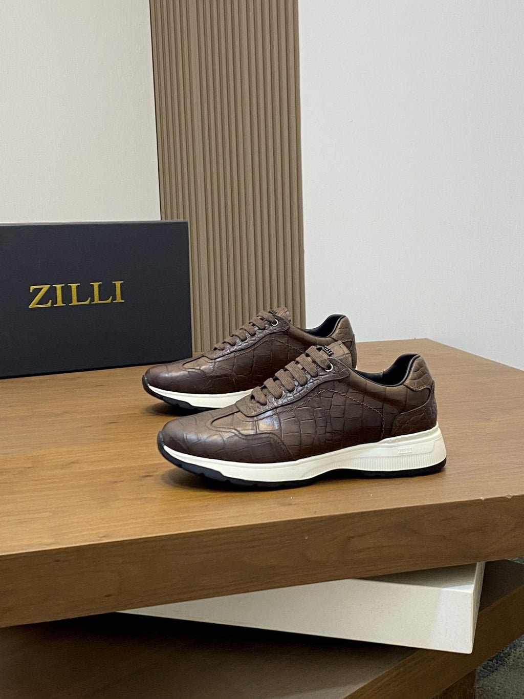 ZILLI Textured Low-Top Sneakers — front