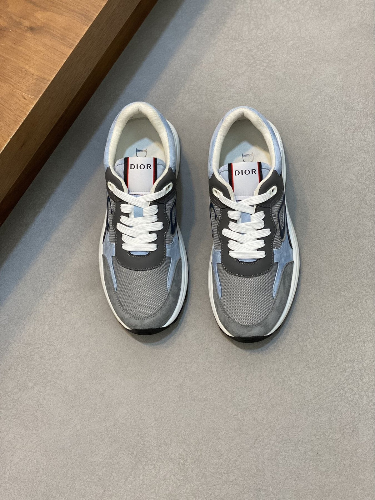Dior Blue Accent Low-Top Sneakers — front