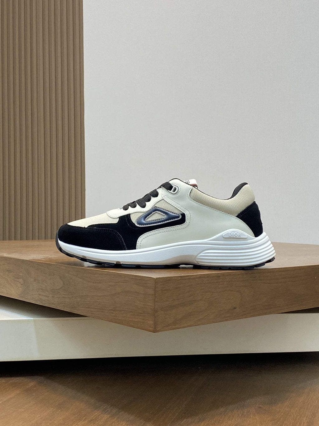 Dior Blue Accent Low-Top Sneakers — side