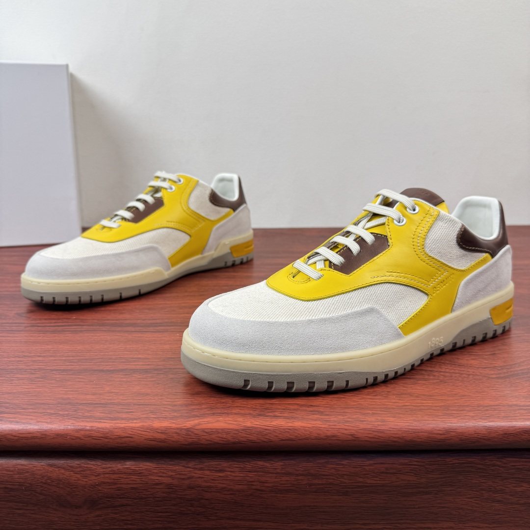 Berluti Paneled Low-Top Sneakers — model