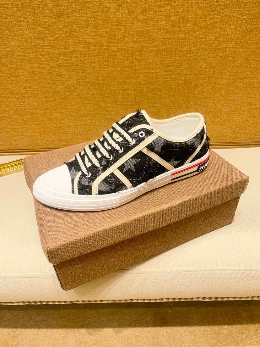 Star-Pattern High-Top Sneakers — front