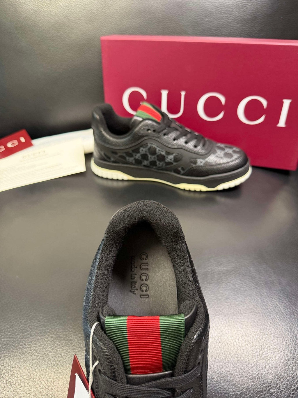 Gucci Patterned Low-Top Sneakers — detail