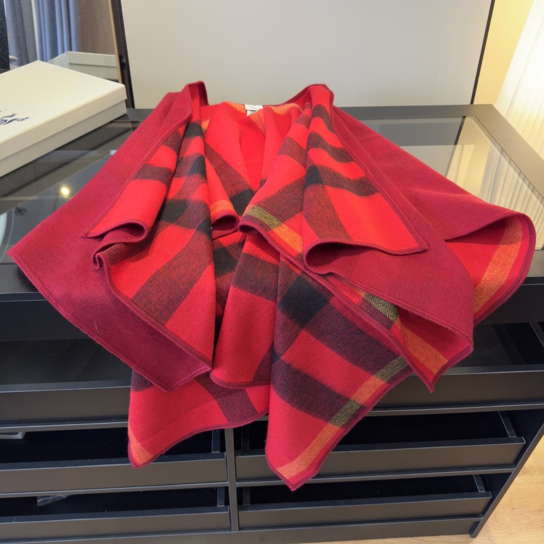 Burberry Reversible Plaid Poncho — detail
