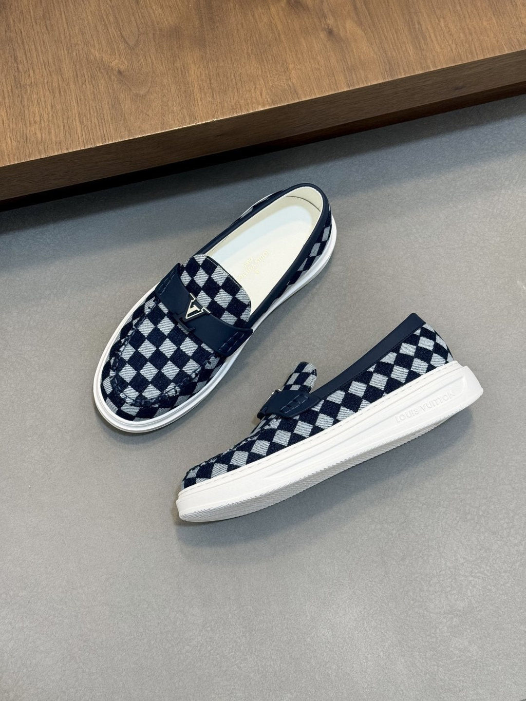 lougou Strap Slip-On Sneakers — front