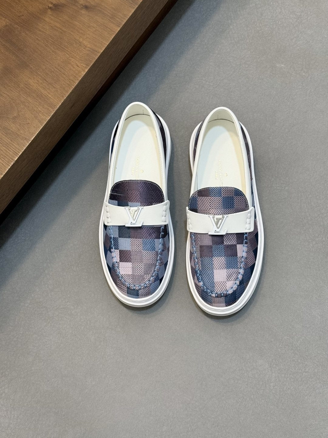 lougou Strap Slip-On Sneakers — front