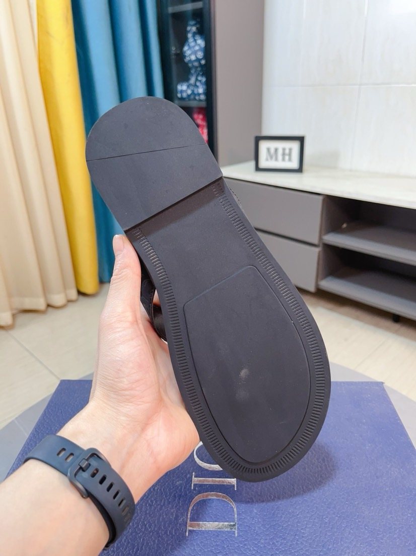 Dior Patterned Thong Sandals — back