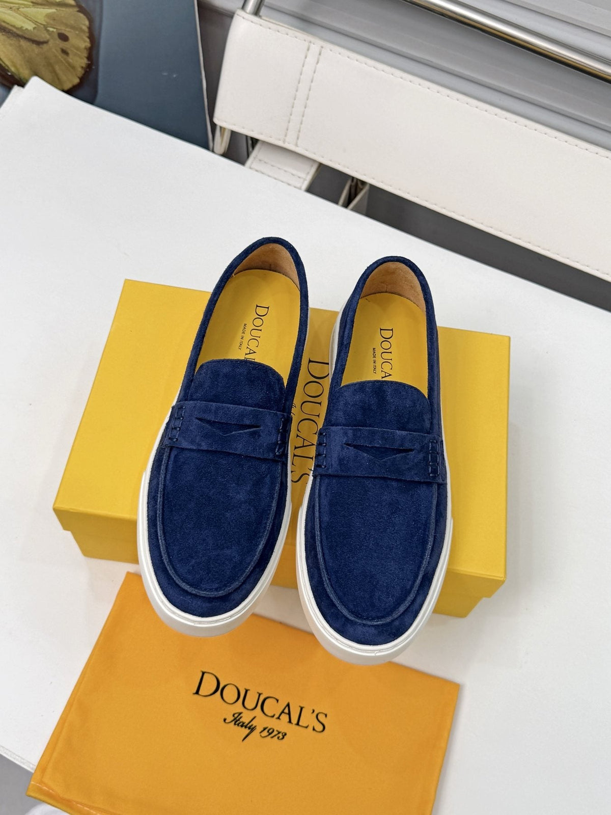 Doucal's Contrast-Sole Slip-On Shoes — front
